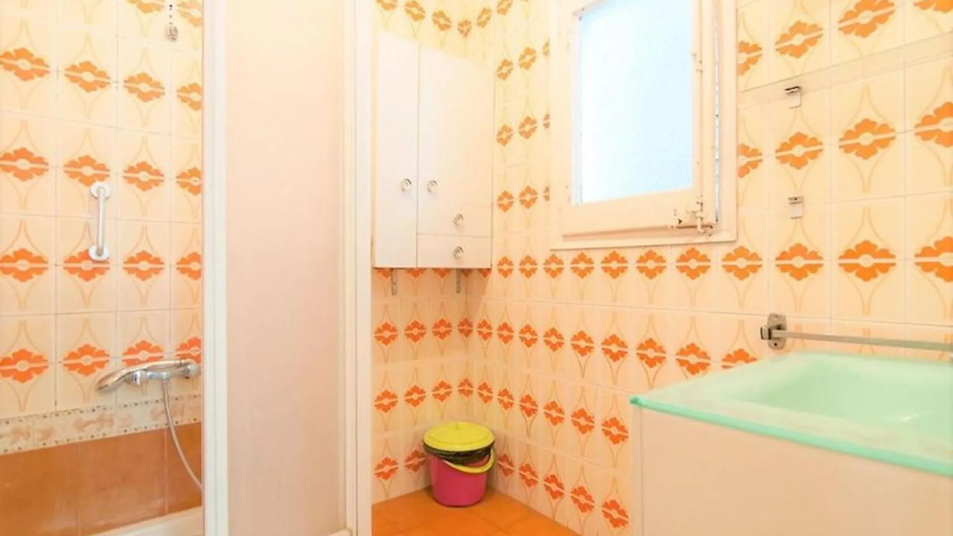 Room In Guest Room - Private Room With Sunny Terrace Of 200M2 2 Barcelona