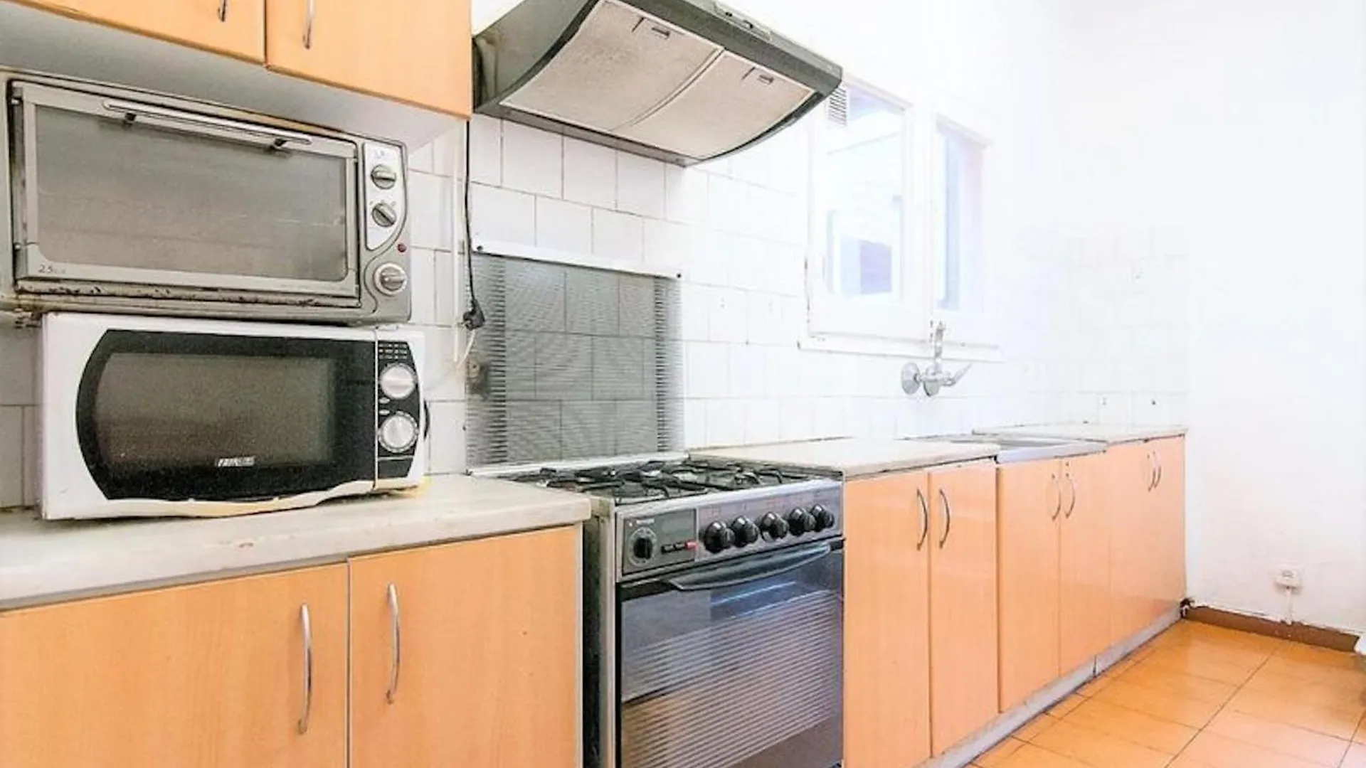Guest house Room In Guest Room - Private Room With Sunny Terrace Of 200M2 2 Barcelona